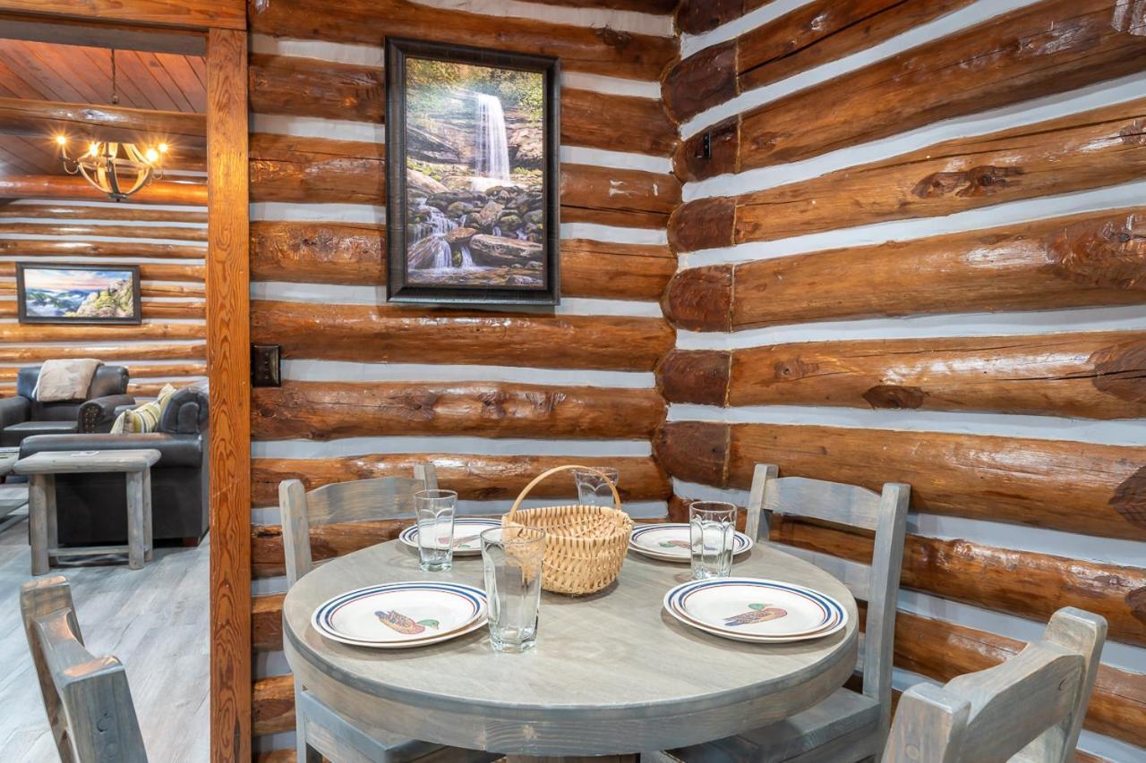 Buckhorn Hideaway By Stony Brook Cabins Gatlinburg Eksteriør billede