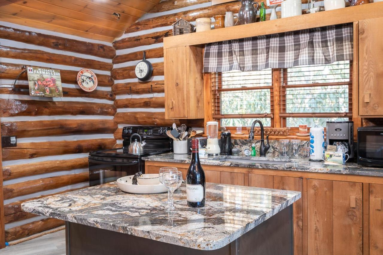 Buckhorn Hideaway By Stony Brook Cabins Gatlinburg Eksteriør billede