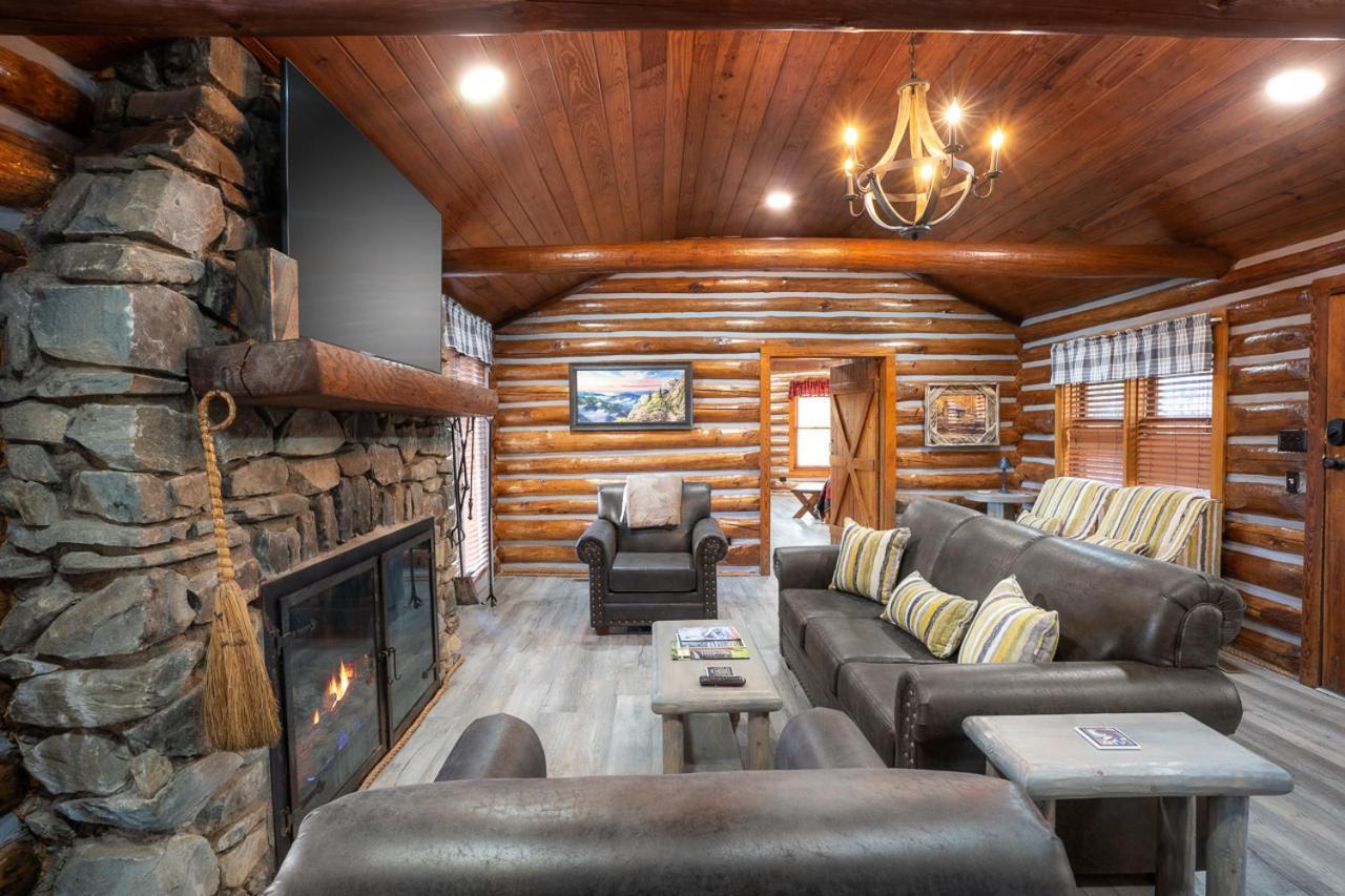 Buckhorn Hideaway By Stony Brook Cabins Gatlinburg Eksteriør billede